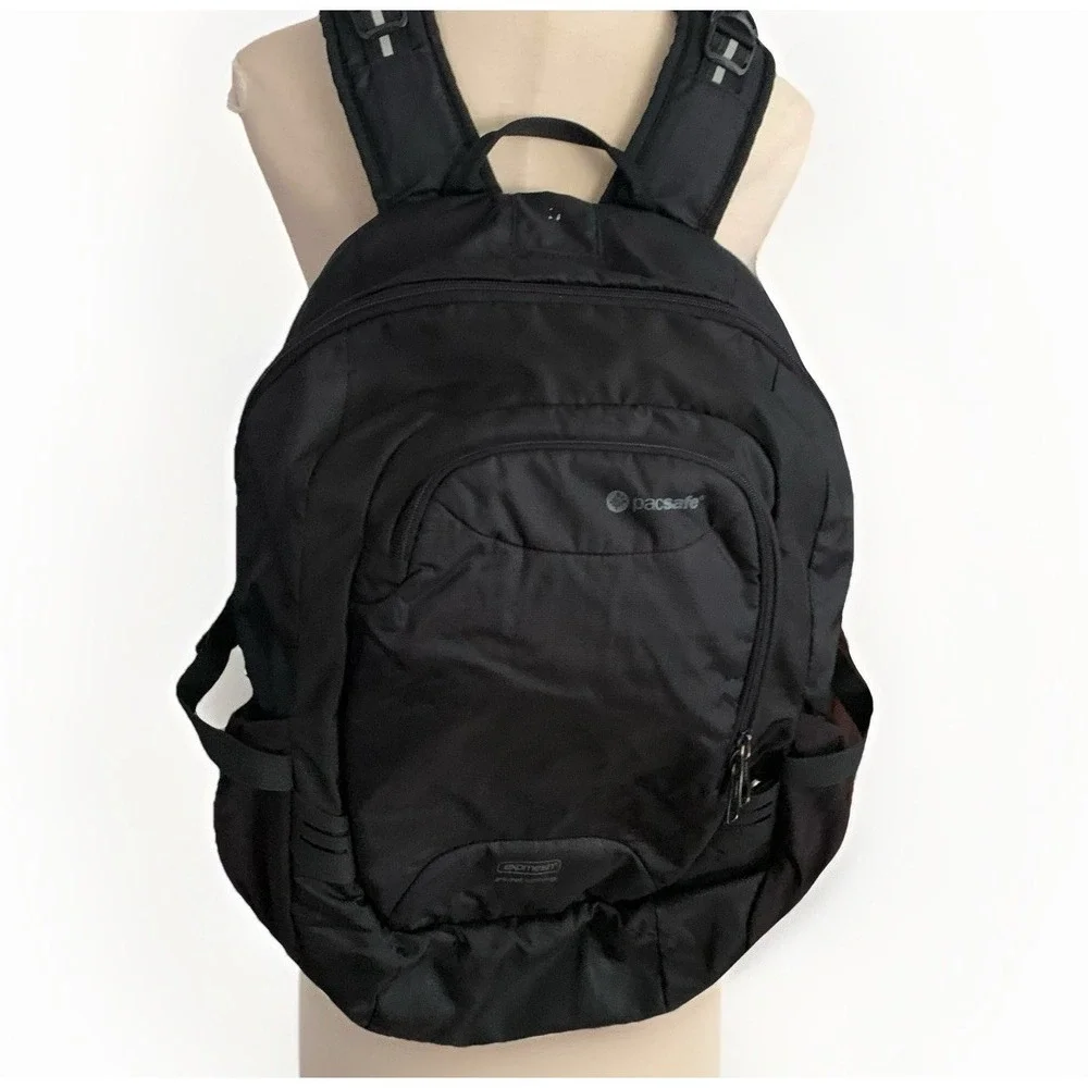 Pac-safe Venturesafe 25L GII Black Backpack